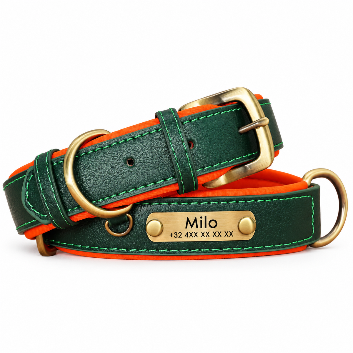 Collier personnalisé vert et orange avec plaque dorée gravée du prénom et du téléphone