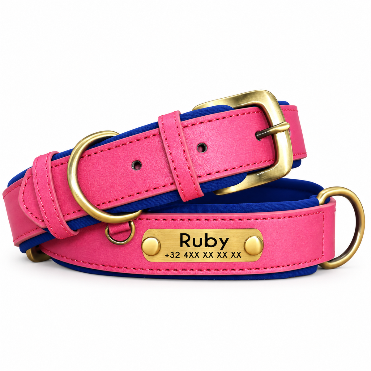 Collier personnalisé fuchsia et bleu avec plaque dorée gravée du prénom et du téléphone